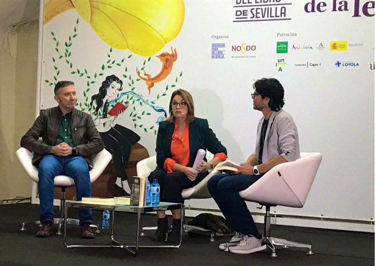 Presentación de Barrio en la Feria del Libro de Sevilla. Octubre 2023